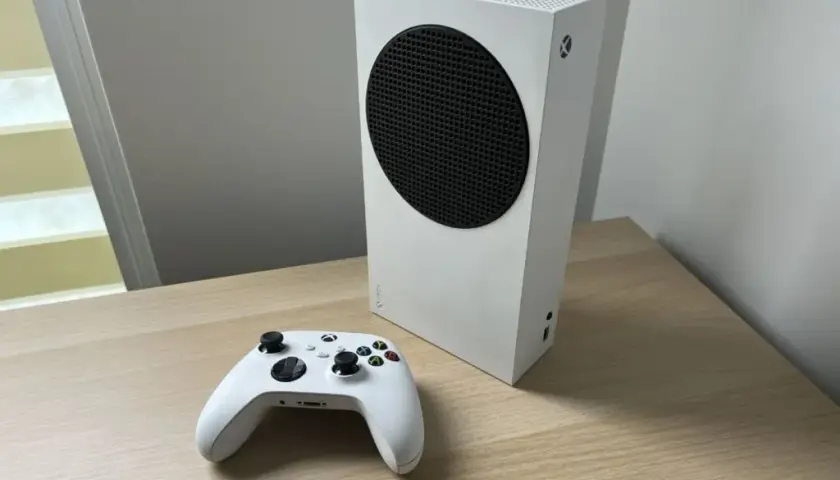 Xbox Series S: Jak kupować gry cyfrowo i oszczędzać? Poradnik